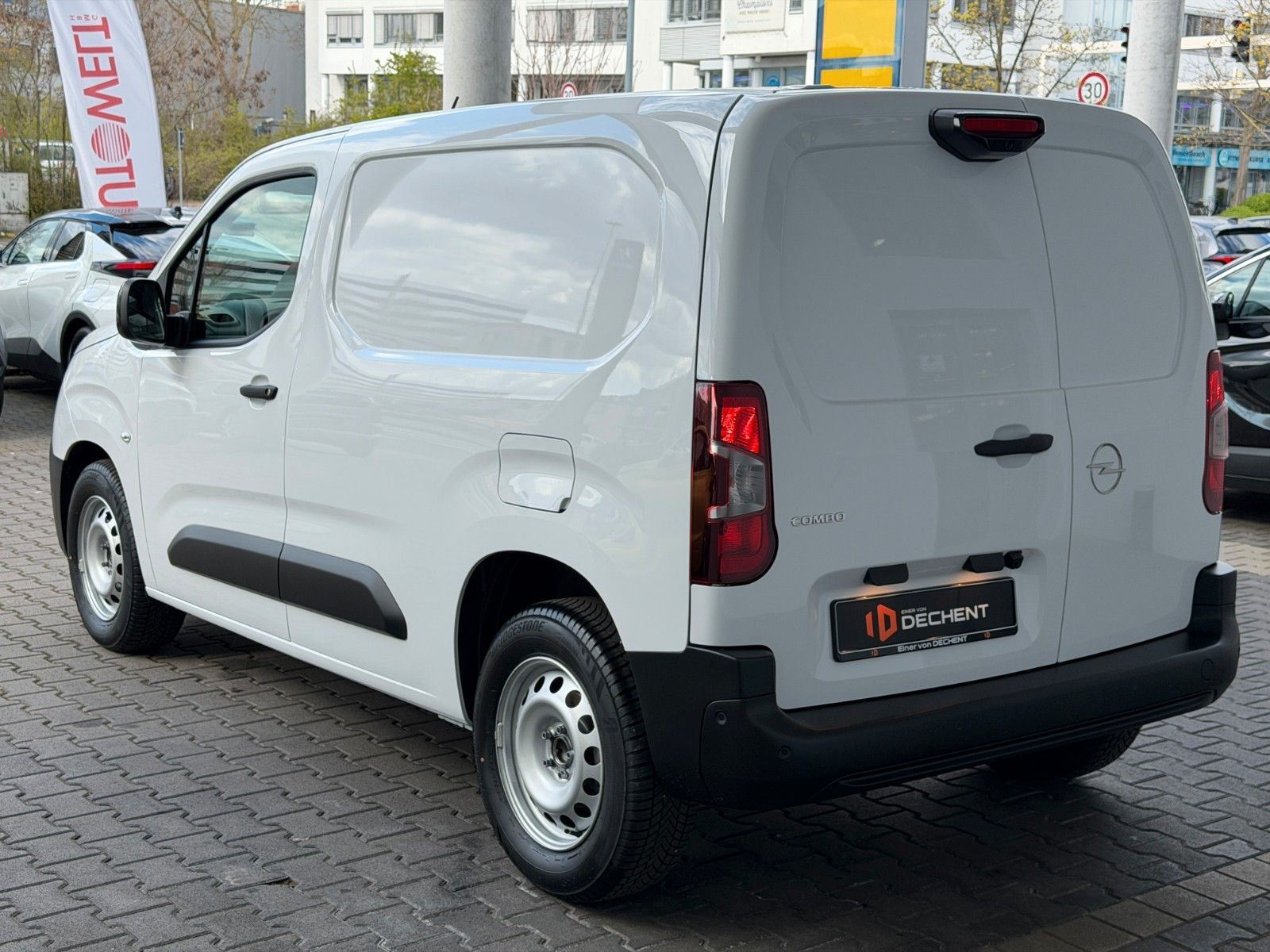 Fahrzeugabbildung Opel Combo E Cargo 1.5 D M Kamera,LED,PDC,Facelift