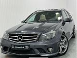 Mercedes-Benz C 63 AMG C 63 T AMG AMG - Mercedes-Benz C 63 AMG aus 2009