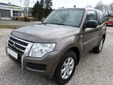 Mitsubishi Pajero 3.2 DI-D [KLIMAAUT./AHK/HU+AU 02/2028] - Mitsubishi Pajero: 2.0
