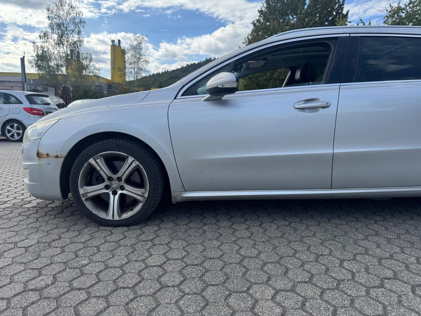 Peugeot 508 2011 — engine 2.179 cm³, 204 HP (150kW)