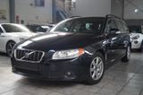 Volvo V70 Kombi Momentum*1.Hand*Leder*AHK*PDC* - Volvo V70 aus 2010
