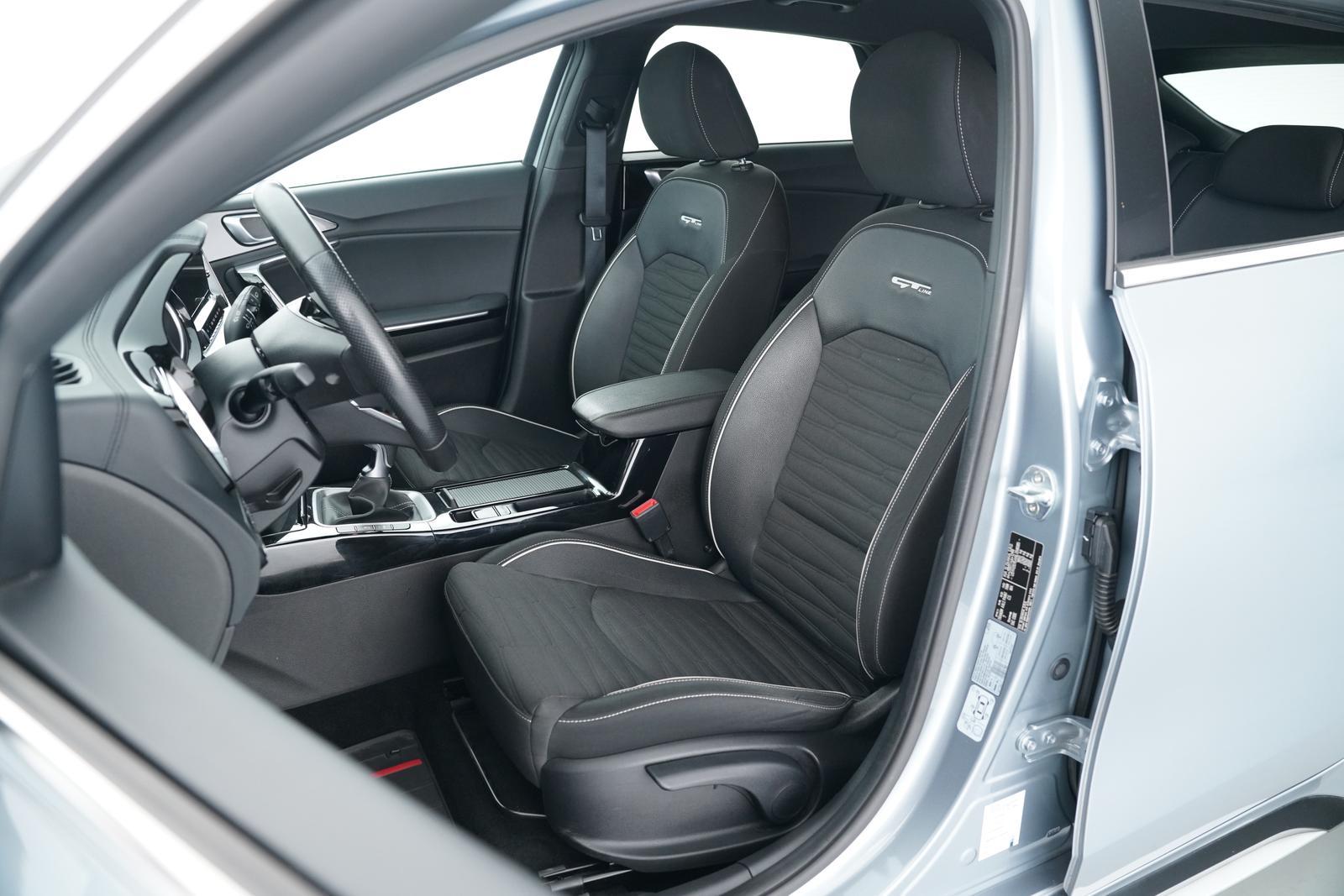 Kia PROCEED GT-LINE 1.5-GDI KIA SCHECKHEFT GEPFLEGT
