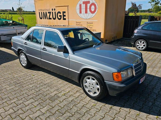 Mercedes-Benz Mercedes W201 190 Daimler-Benz 2.5 Diesel ...