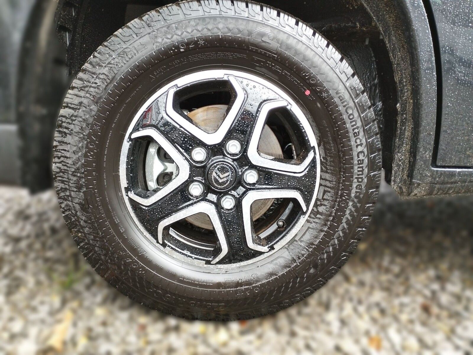 Fahrzeugabbildung Sunlight Adventure T 68C Automatik, Dörr Edition, TV