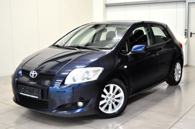 Toyota Auris Executive / 1.HAND /XENON