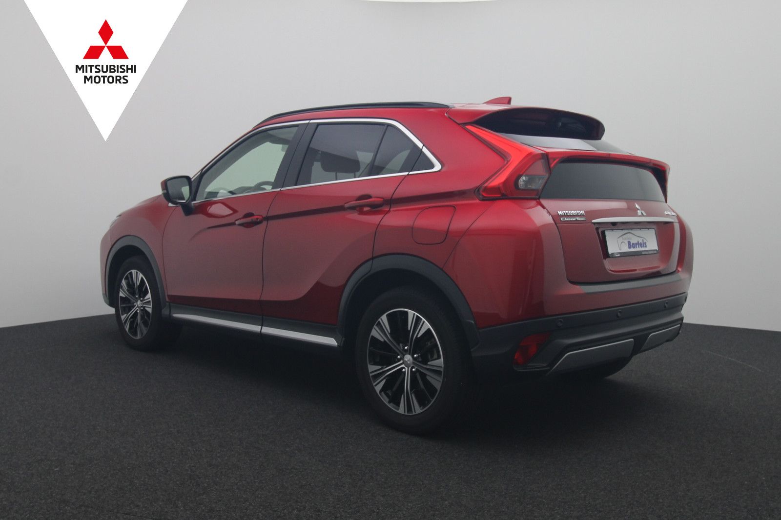 Fahrzeugabbildung Mitsubishi Eclipse Cross 1.5 Top 4WD ACC LED PANO HUD