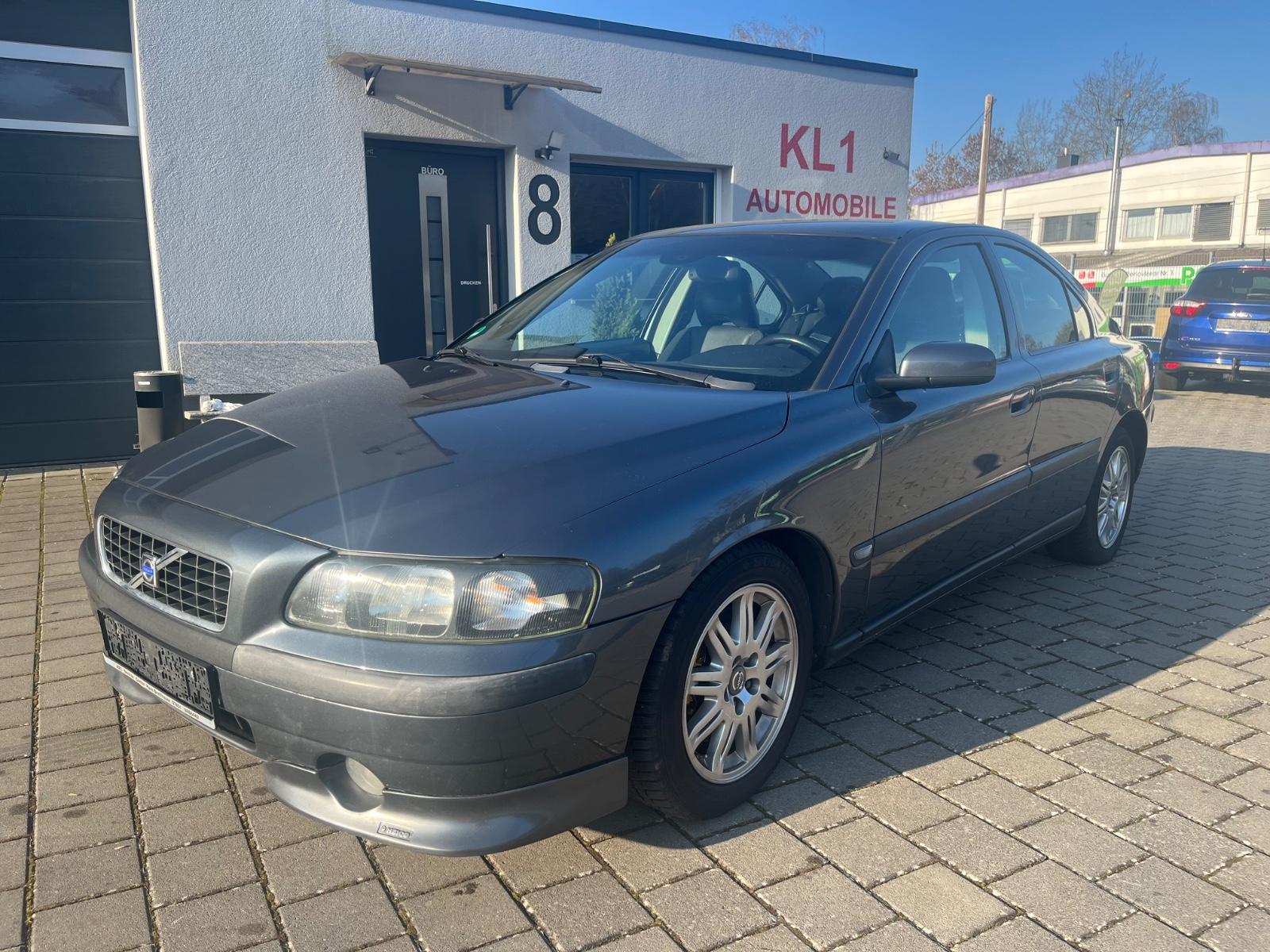 Volvo S60  2.5 T
