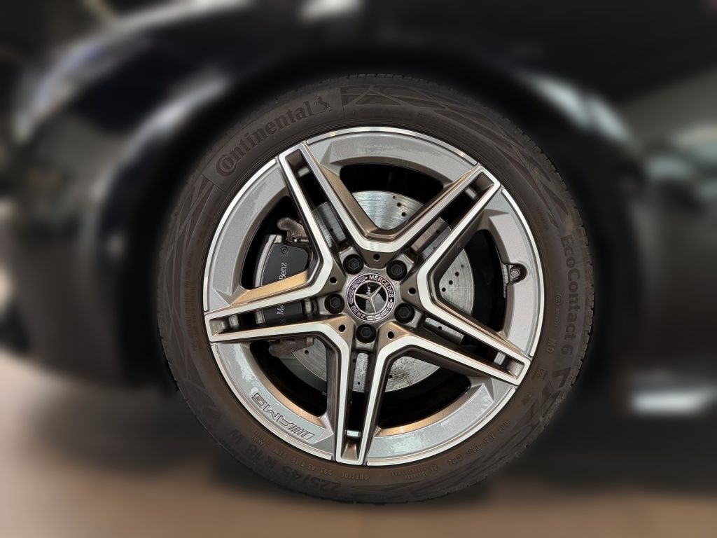 Mercedes-Benz CLA 200 SB Edition AMG Pano SpurW S-Sitz PDC LM foto 3