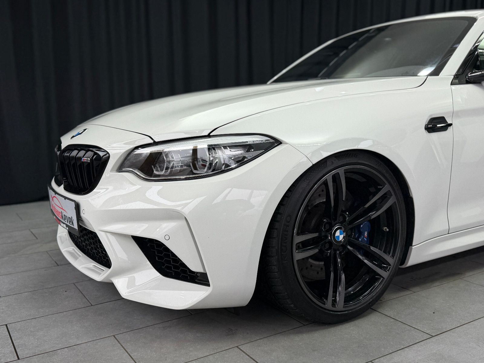 Fahrzeugabbildung BMW M2 Competition|H&K|KW|RF-Kamera|Assistent