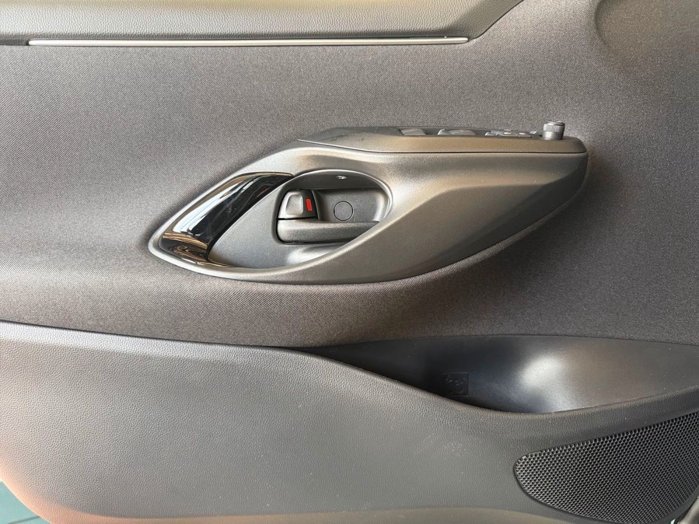 Fahrzeugabbildung Toyota Yaris Teamplayer 1.5-l-Hybrid KAMERA LED ACC
