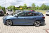 Ford Focus Turnier 125PS ST-LINE LED Tempomat 17Zoll - scheckheftgepflegte Ford Focus