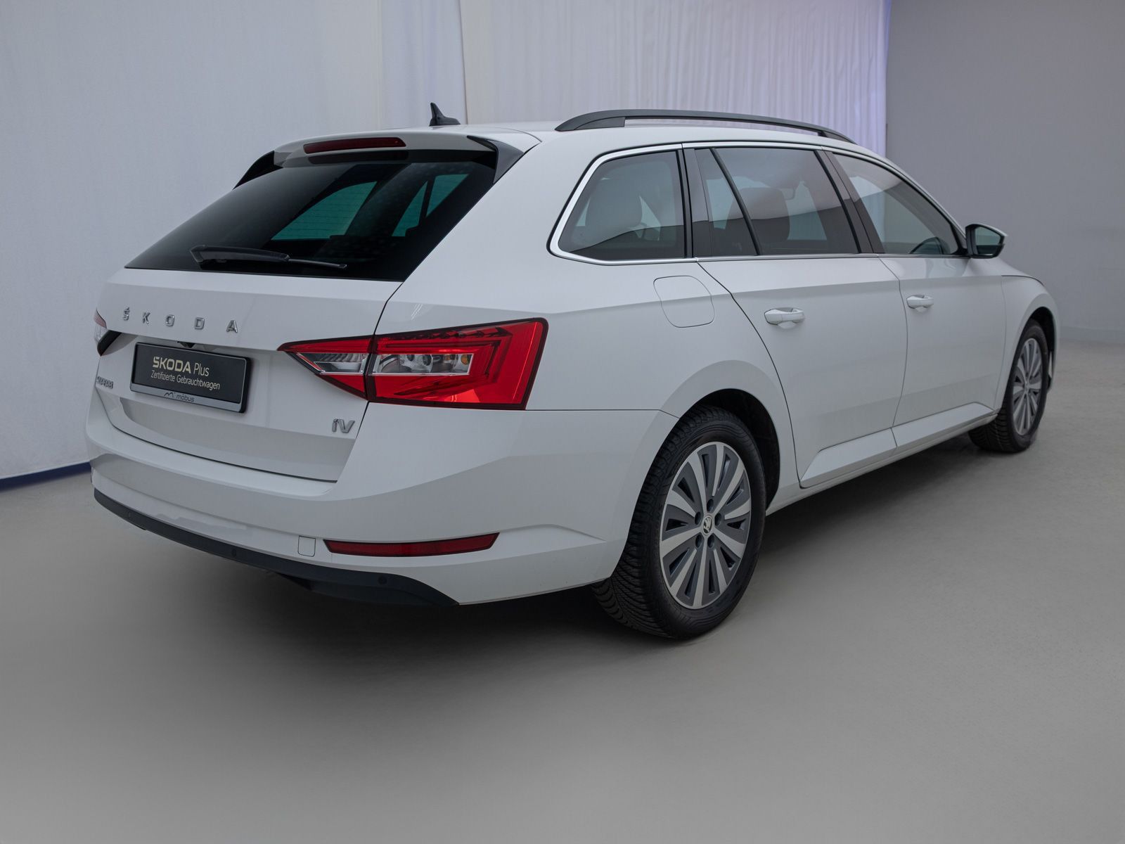 Skoda Superb - Bild 22