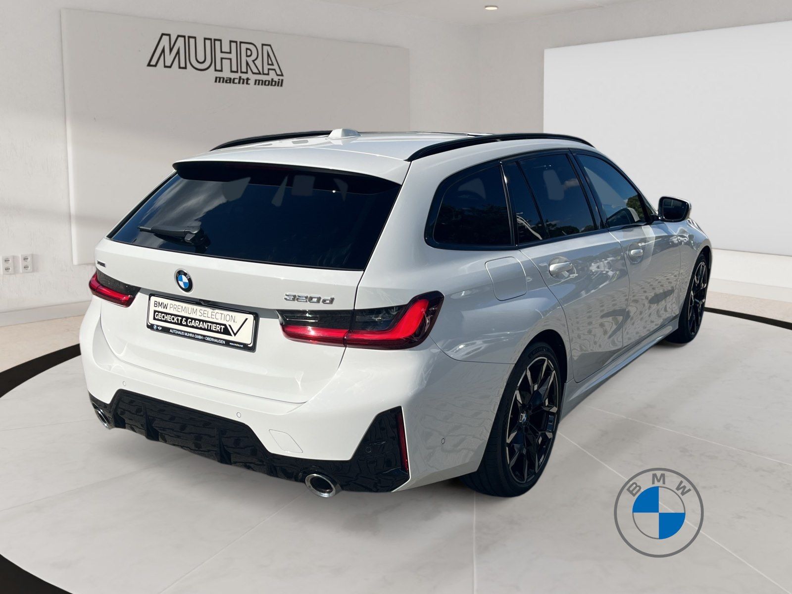 BMW 320d xDrive Touring M Sport 19 Pano Adaptiv LED foto 5