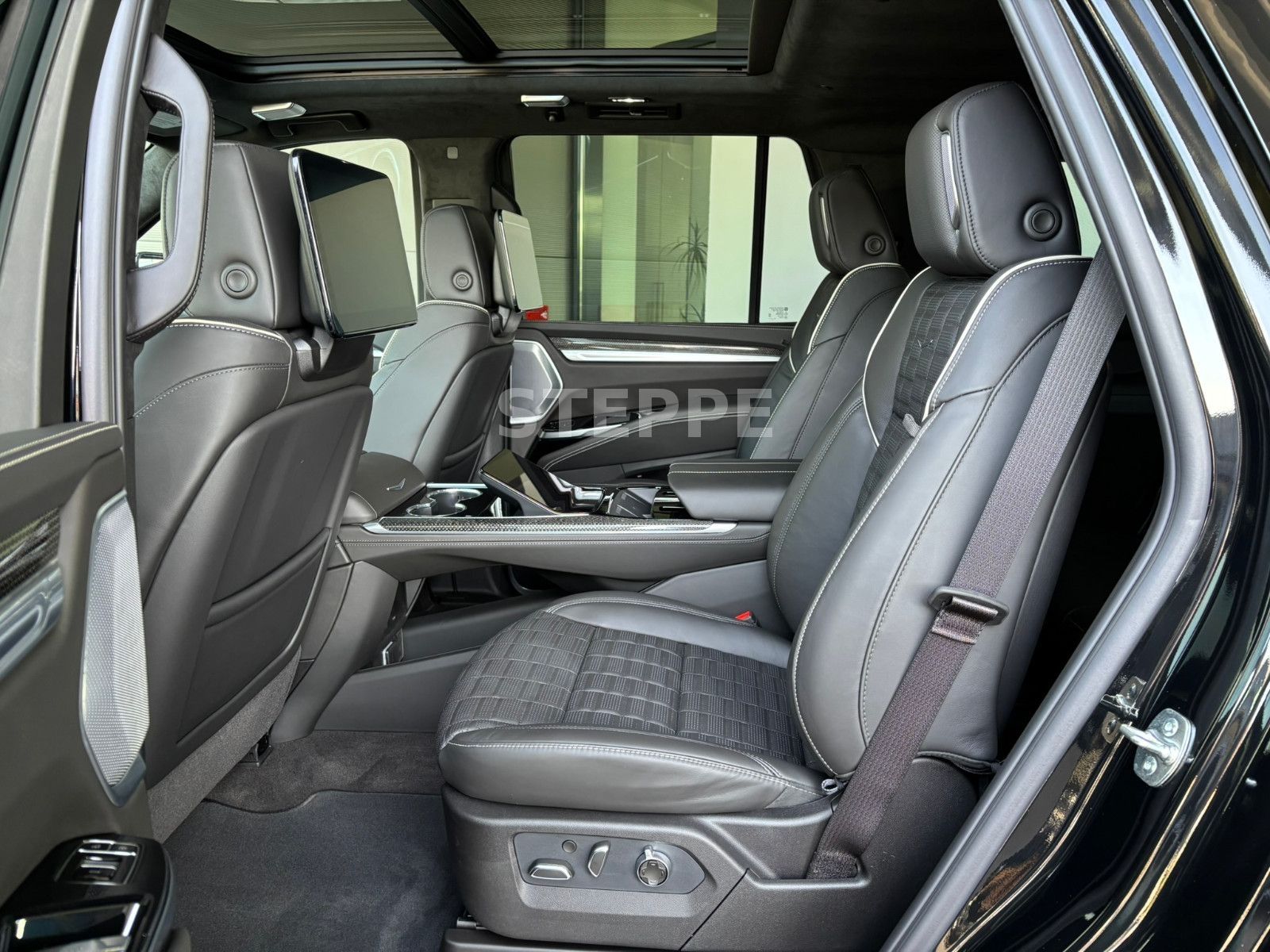 Cadillac Escalade MY26 V-Series 6.2 V8 Supercharged AWD