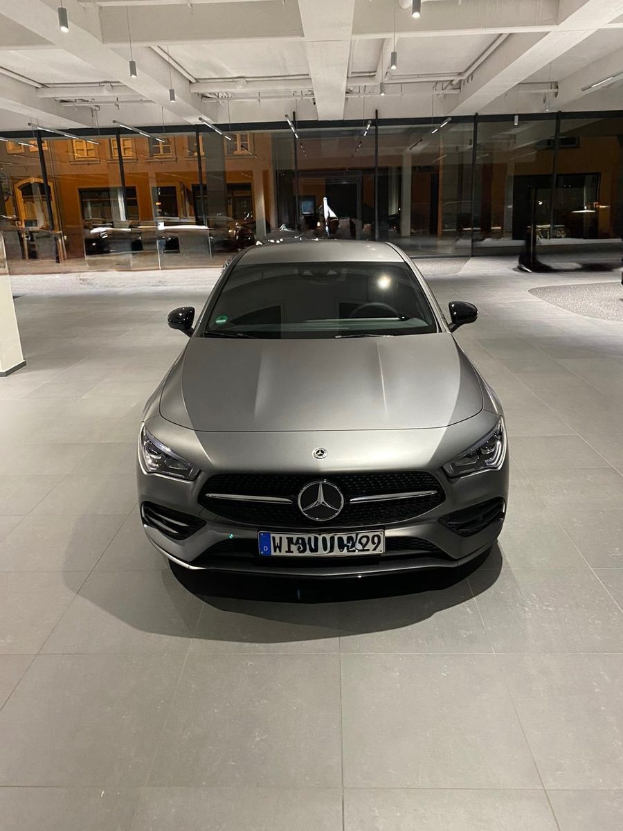MERCEDES-BENZ CLA 220 d 4MATIC DCT -