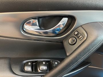 Nissan Qashqai Tekna *ALCANTARA*360°*NAVI*TEMPOMAT*SZHZ