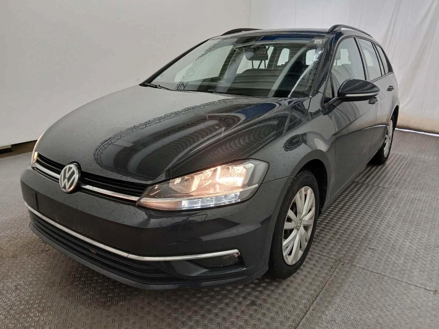 Volkswagen Golf VII Variant Comfortline DSG Navi PDC Telef.
