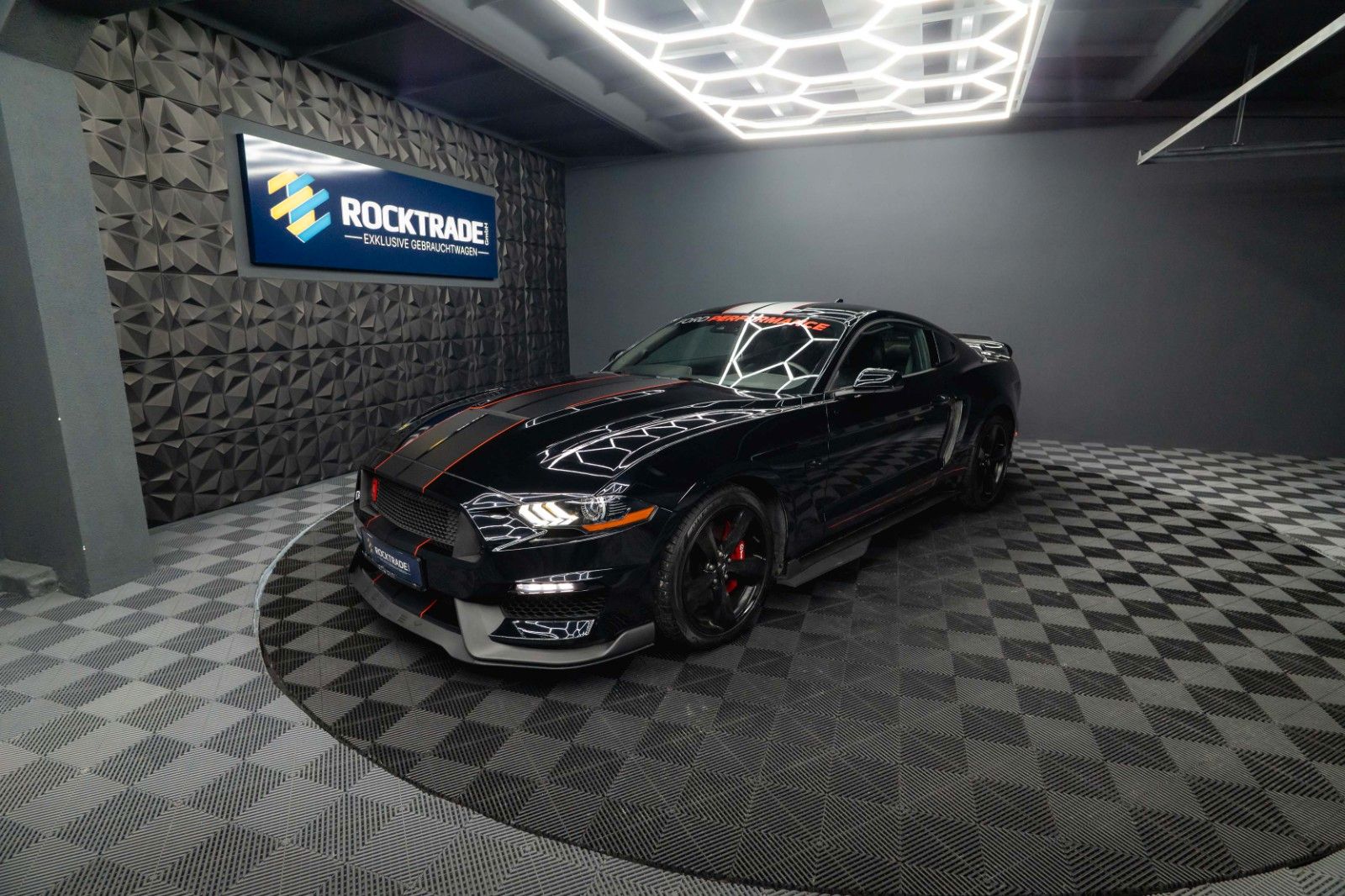 Fahrzeugabbildung Ford Mustang Shelby GT 500 5.0 V8 Performance PREMIUM