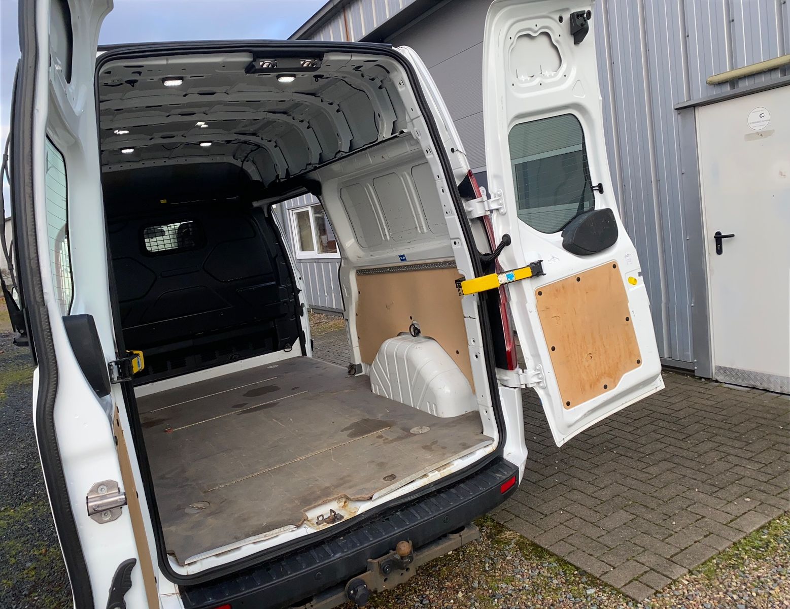 Fahrzeugabbildung Ford Transit Custom Kasten340 L2Trend,1Hd,AHK,38354Km