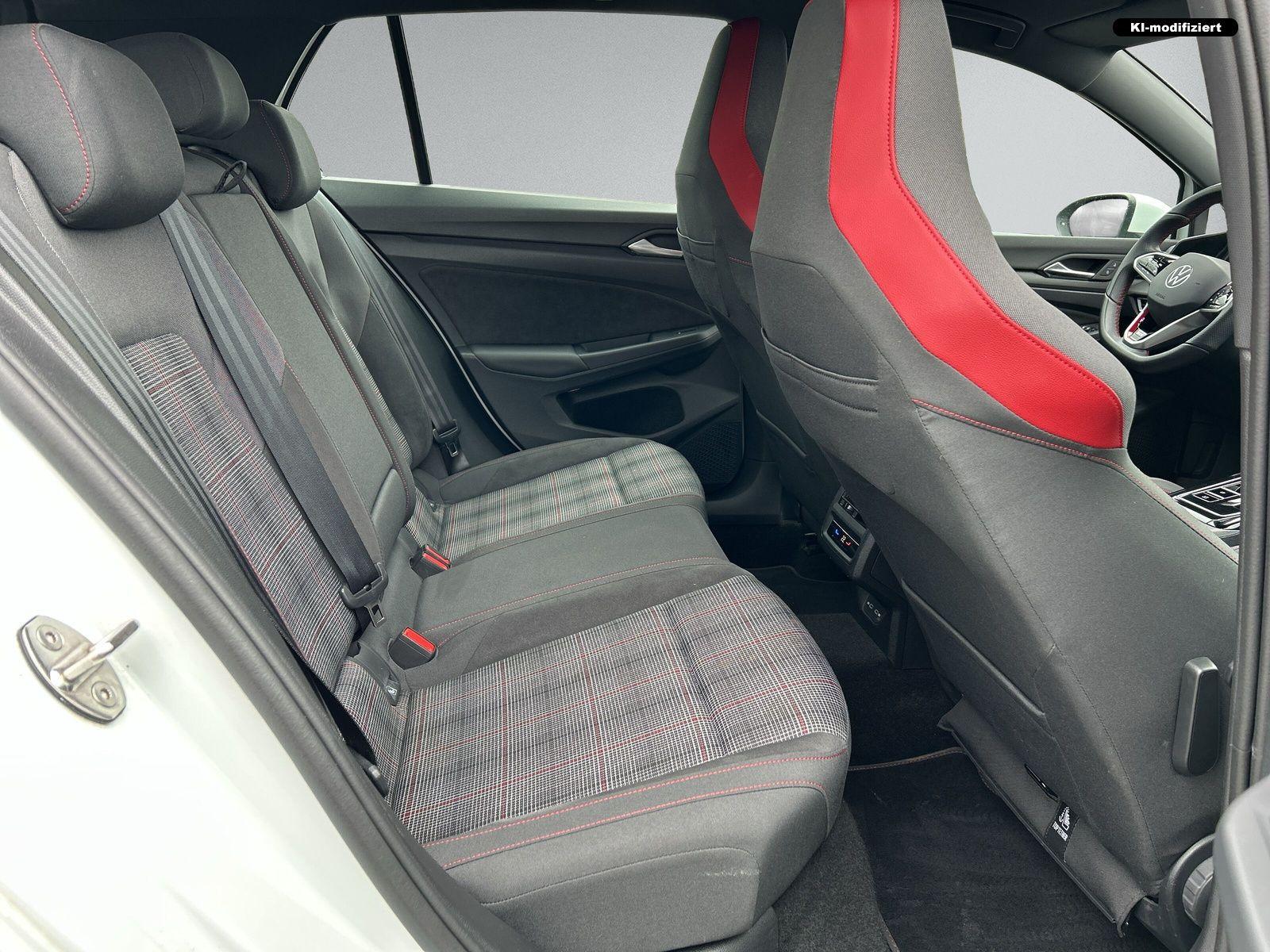 Volkswagen Golf VIII GTI 2.0 TSI DSG+LED PLUS+DIG.COCKP., миниатюра 12