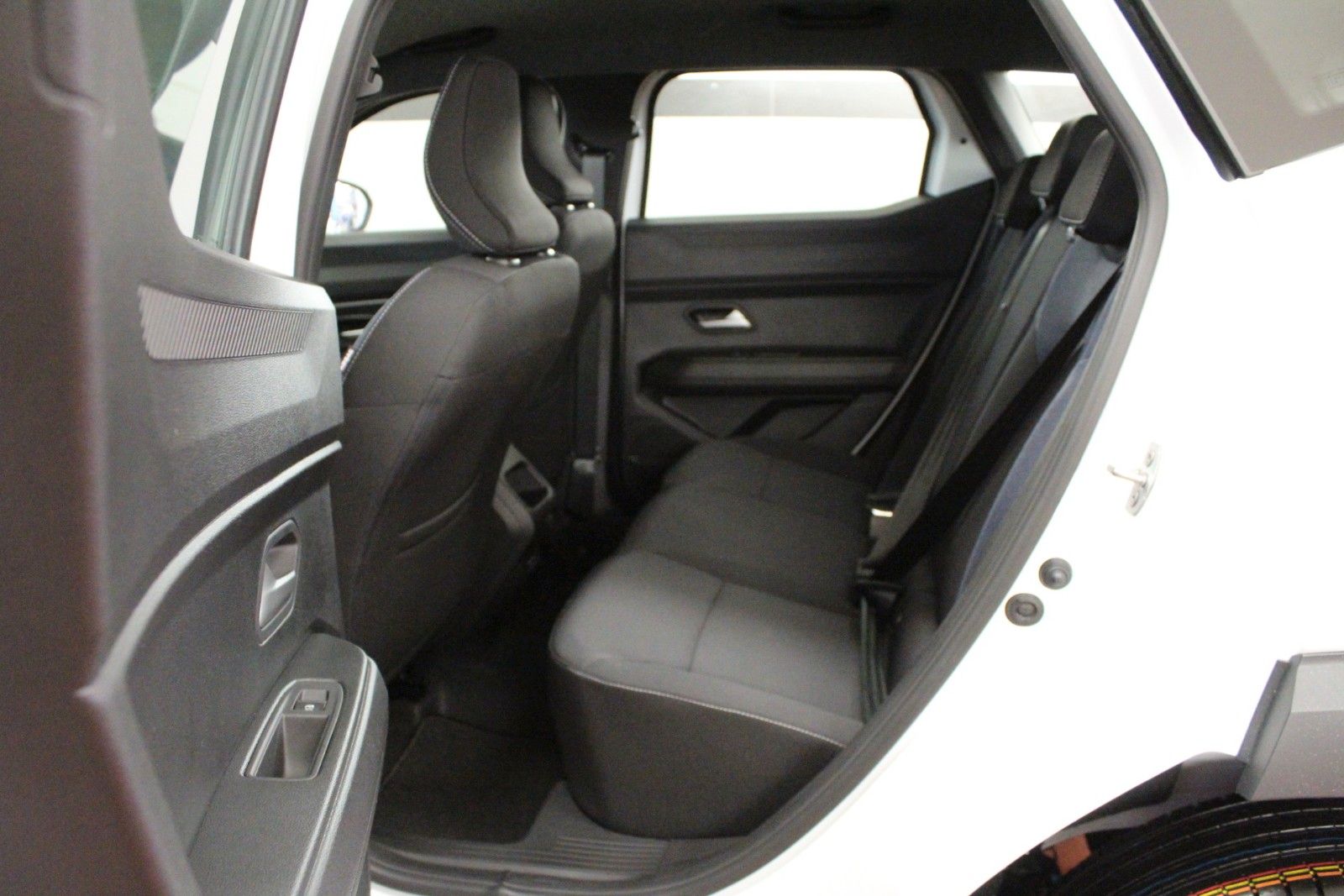 Fahrzeugabbildung Dacia Duster hybrid 155 Expression*Winterpaket*