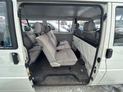 Fahrzeugabbildung T4 Kombi Transporter Bus 2.5 9-Sitzer
