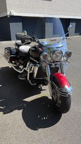 Triumph Rocket 3 Touring, 2,3L Dreiyzylinder - TRIUMPH CHOPPER