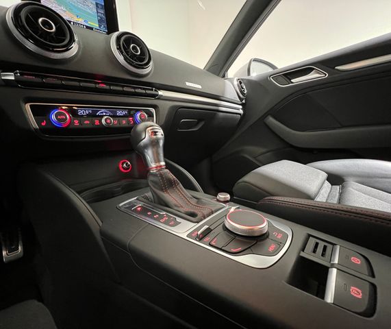 Audi S3 2.0 TFSI quattro Automatik,Navi,Xenon,Alu 18"