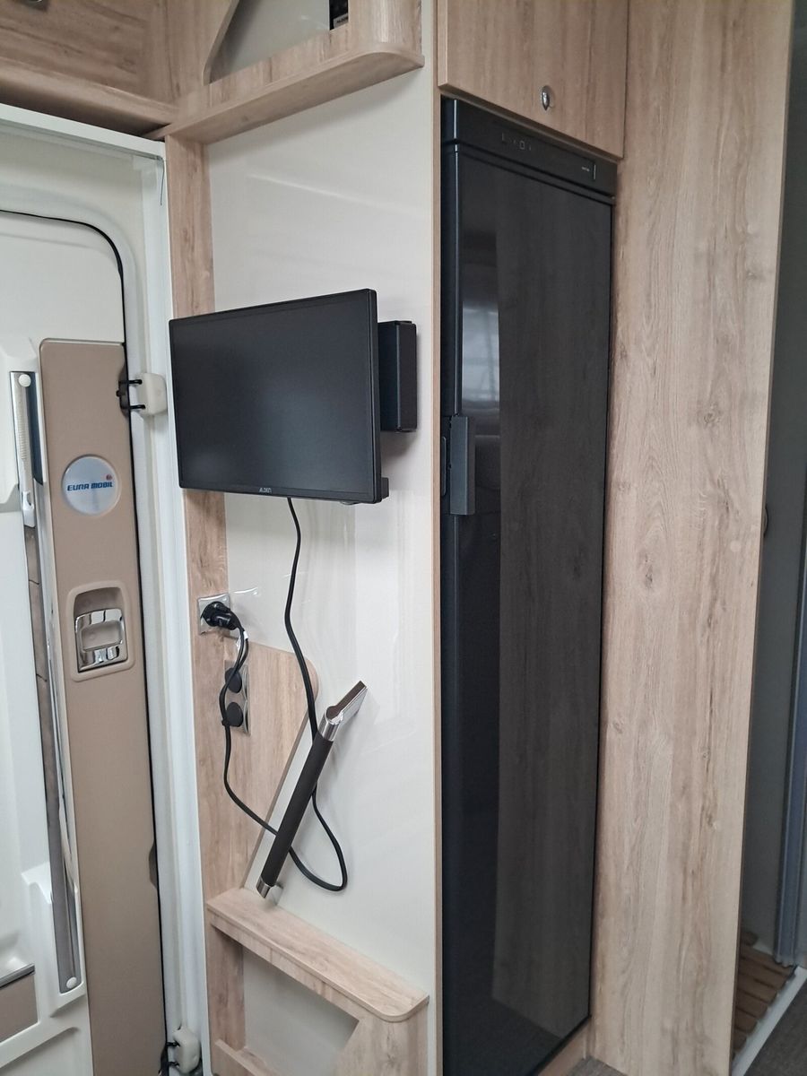 Fahrzeugabbildung Eura Mobil Integra Line 720 EF Solar/Mark./SAT+TV/Klima