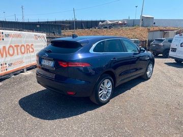 Jaguar F-Pace - 11
