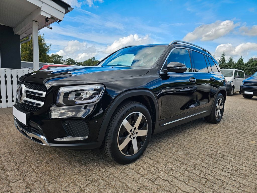 Image of Mercedes-Benz GLB 180