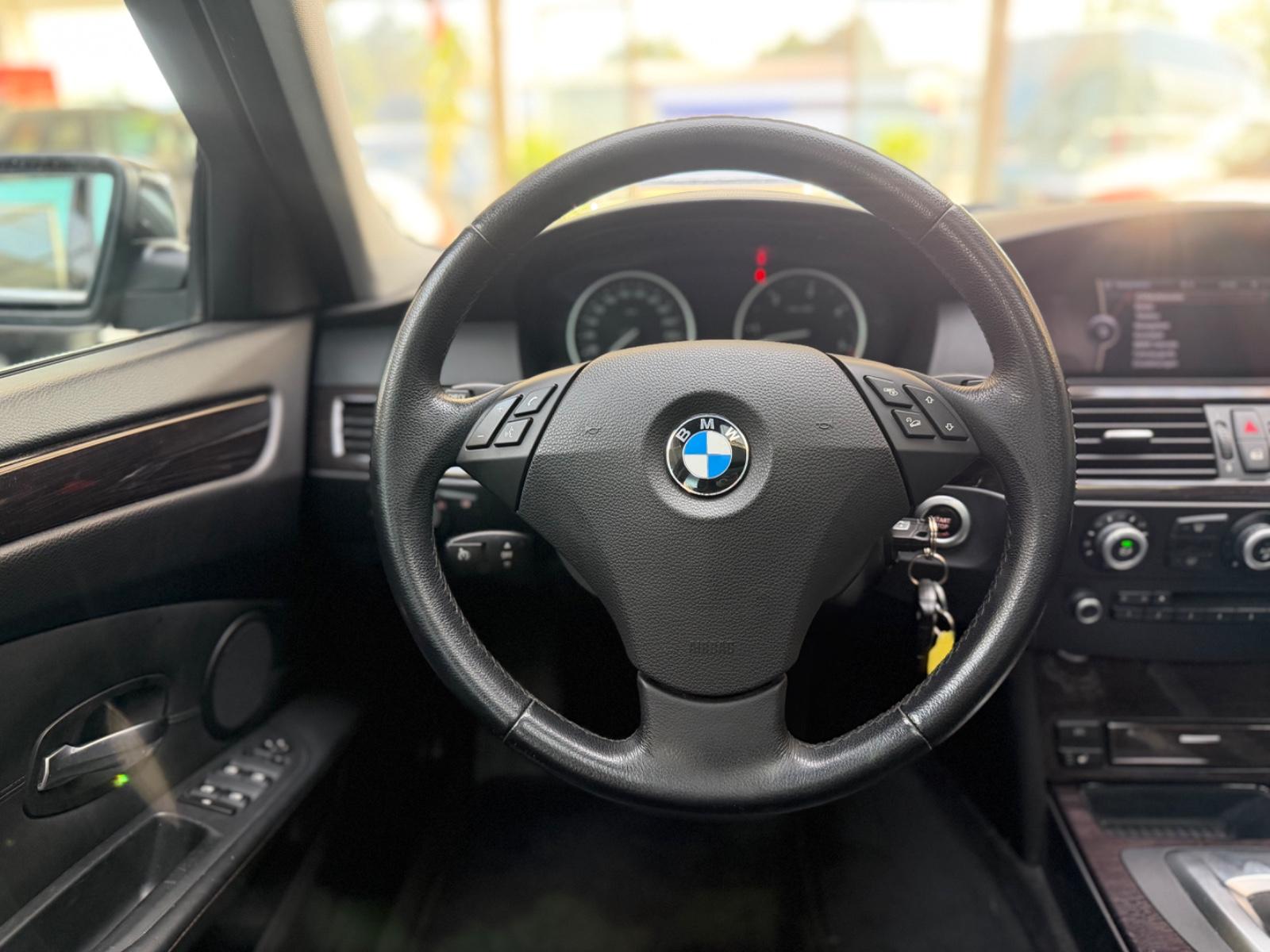 BMW *530 d xDrive*Edition*Exclusive*PANO*LEDER*AHK*