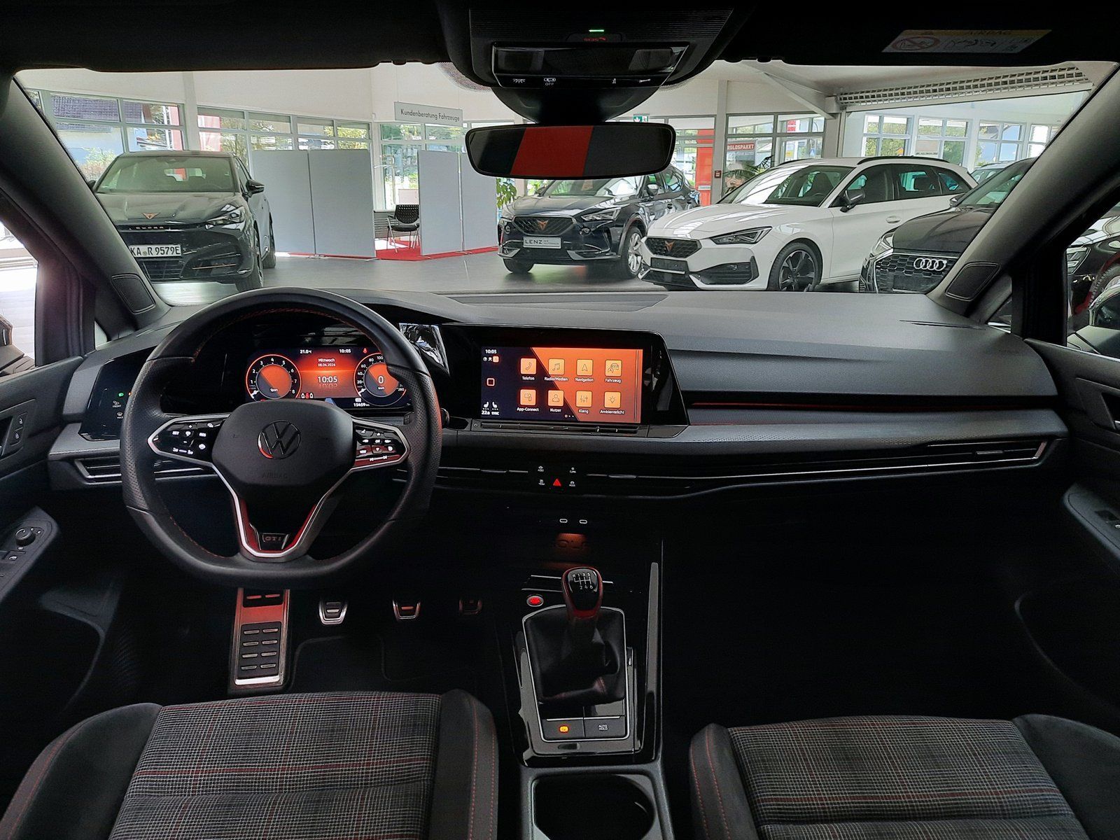 Fahrzeugabbildung Volkswagen Golf GTI *LED*PDC*Sitzhzg*App*ACC*DAB*LaneAssist
