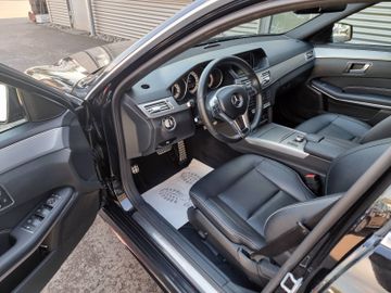 Mercedes E 220 - 5