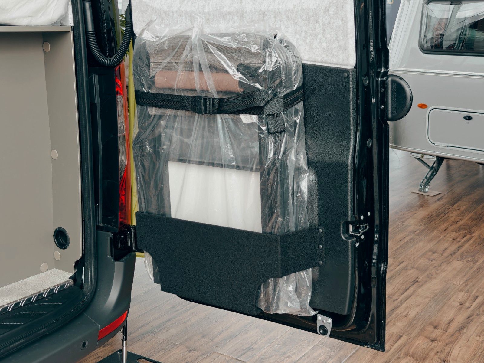 Fahrzeugabbildung HYMER / ERIBA / HYMERCAR GRAND CANYON S 4x4 MB 600 - NEU! MODELL 2025