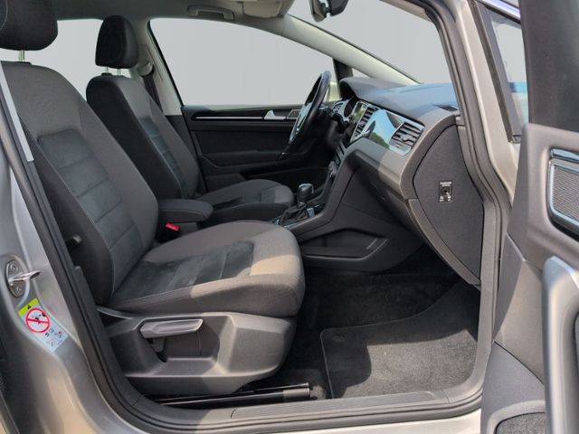 Golf Sportsvan VII Highline 1.5 TSI DSG LED+NAVI