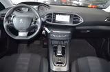 Peugeot 308 SW Active  NAVI/LEDER/PDC/RFK/AHK - Peugeot Gebrauchtwagen von 2018