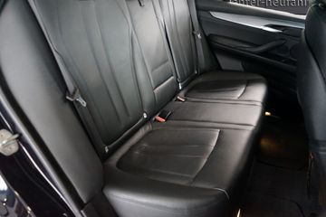 BMW X5 M50 - 12