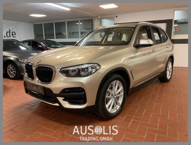 BMW X3 xDrive 30e Panorama,Leder,LED,AHK