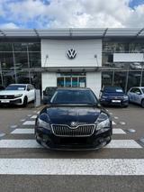 Skoda Superb 1.6 TDI 1Hand Leder Navi Voll - Skoda Superb: V6 TDI