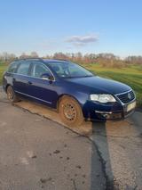 Volkswagen VW Volkswagen Passat,Kombi, blau,guter Zus... - Volkswagen Passat aus 2005: Kombi