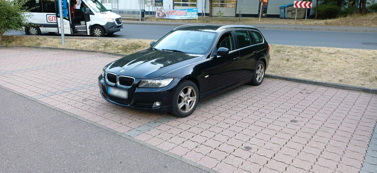 BMW 320