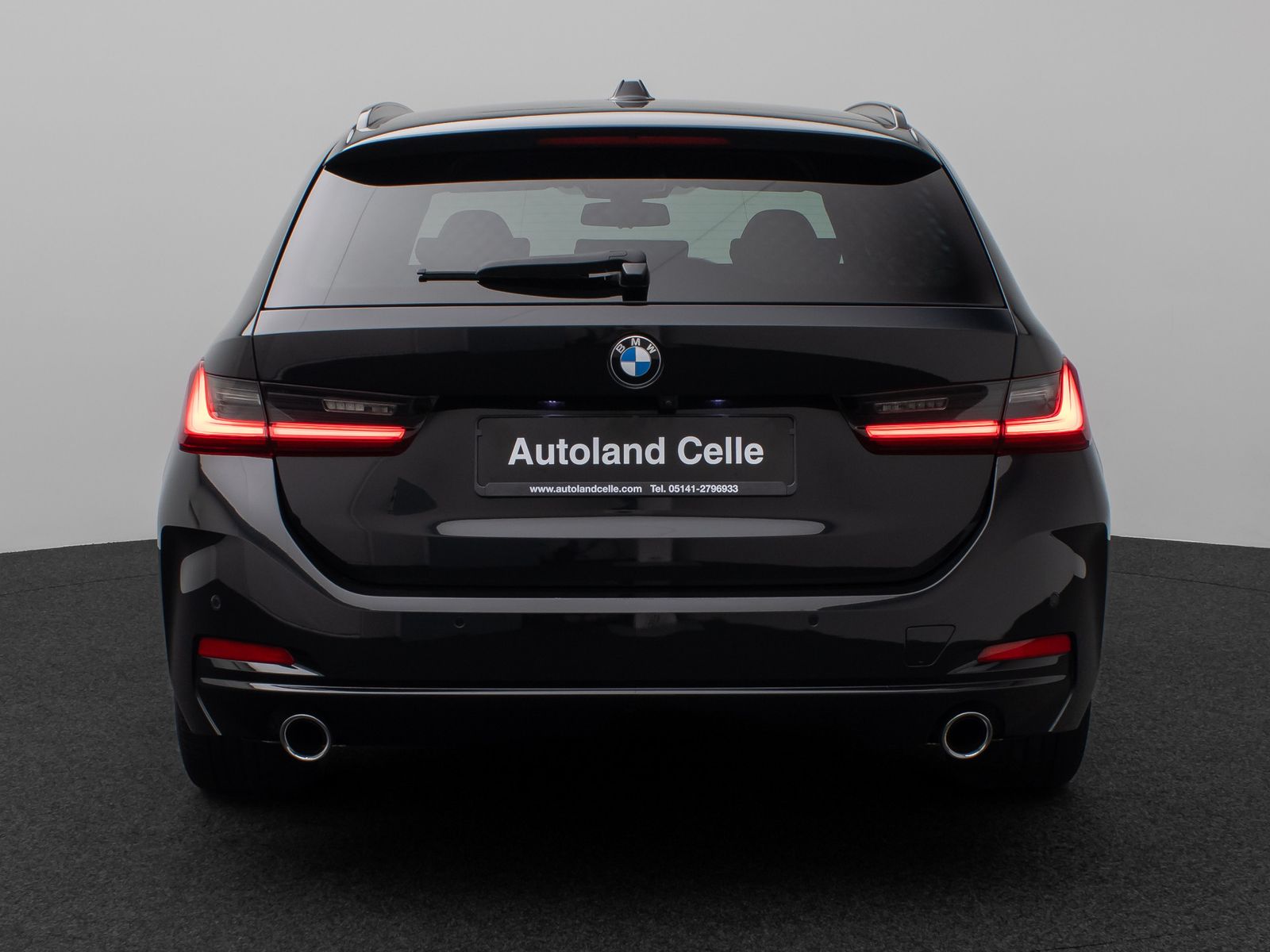 Fahrzeugabbildung BMW 318d Kamera HUD DAB ACC Komfort Alarm Sport