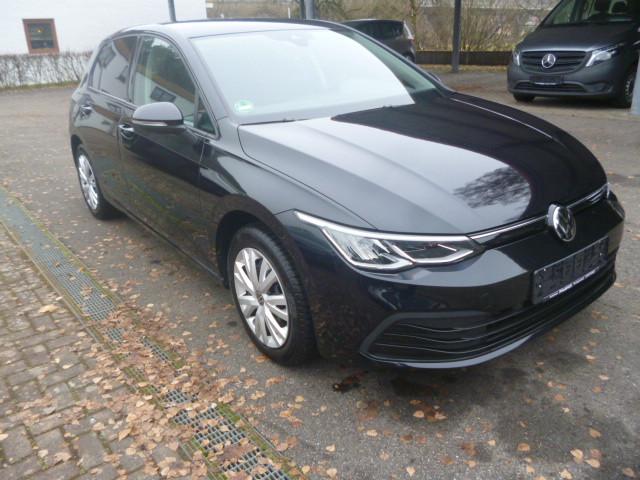 Volkswagen Golf VIII Lim. Life eTSI