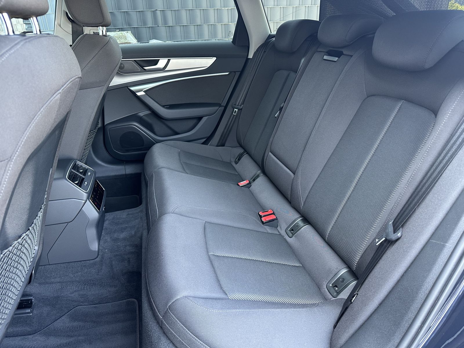 Fahrzeugabbildung Audi A6 Avant 40 TDI Sport NAV+LED+ACC+KAM+CARPLAY+PP