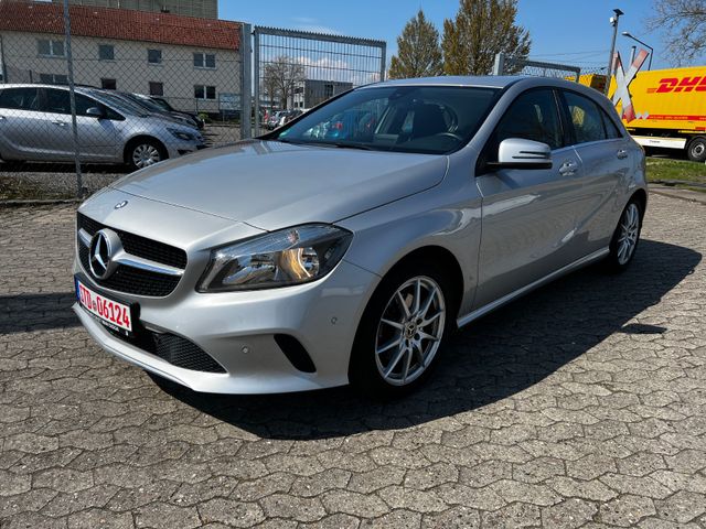 Mercedes-Benz A180 Style*2.Hand*Navi*Kamera*Leder*SHZ*Klimatr*