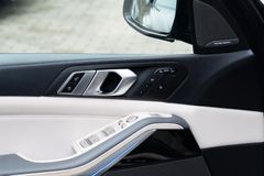BMW X7 M60 – 19 / 35