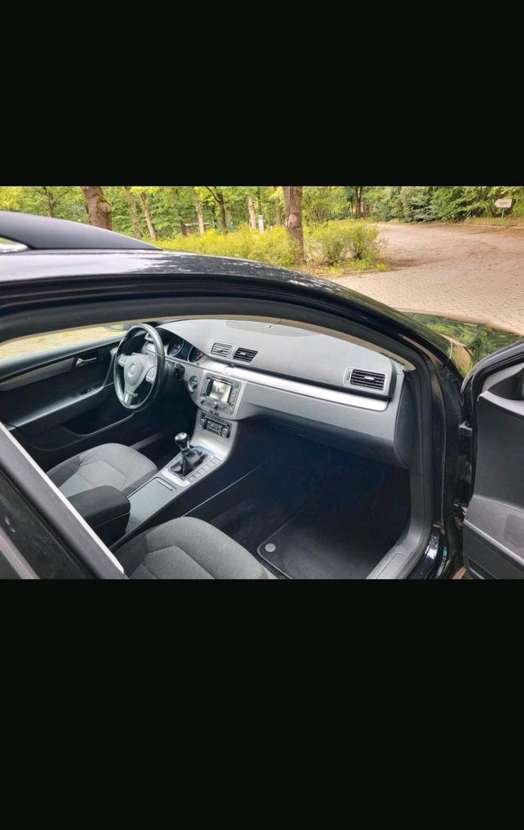Volkswagen Passat 2011 — photo 6