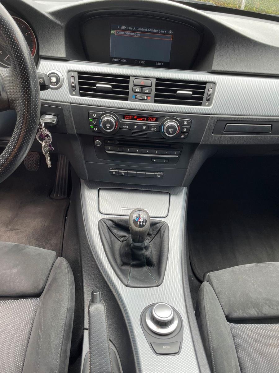 BMW 325 2008 — photo 7