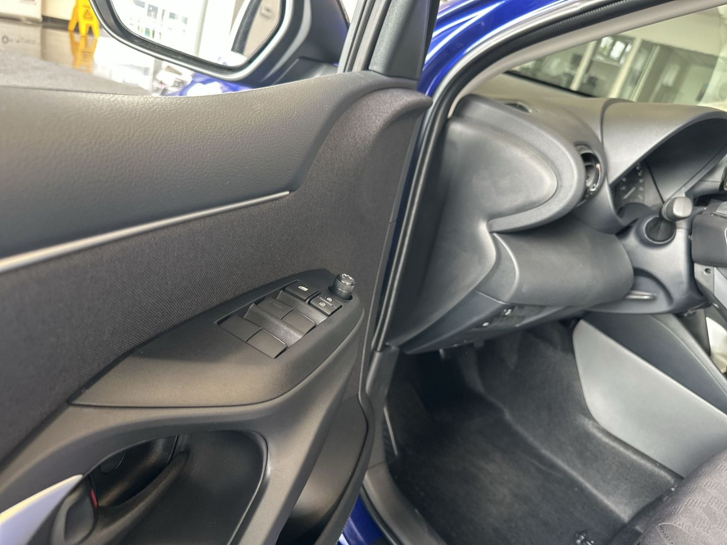 Mazda 2 Hybrid - Bild 13